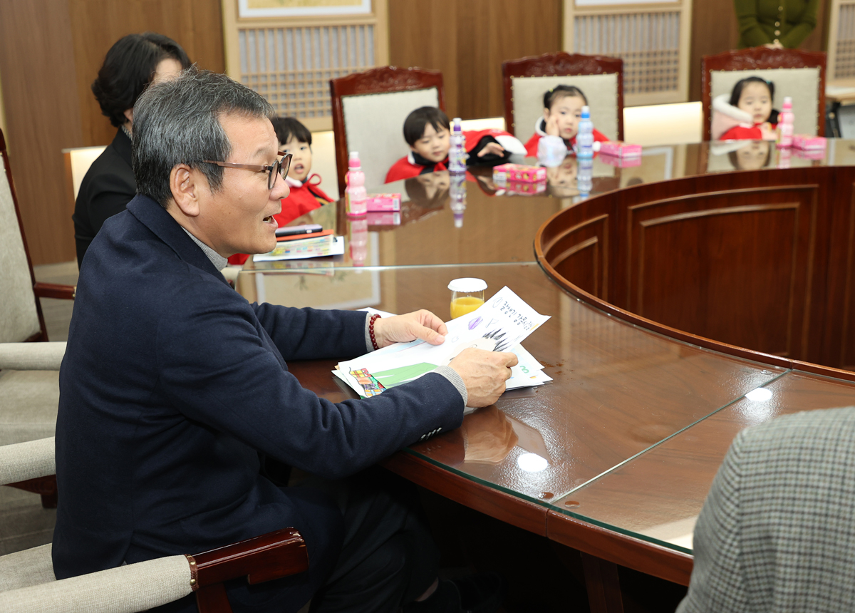 희망 2026 나눔캠페인 성금기탁(자이자람어린이집) 이미지