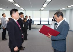 2025년 하반기 정기 인사에 따른 임용장 수여식(5급 이상) 썸네일 3