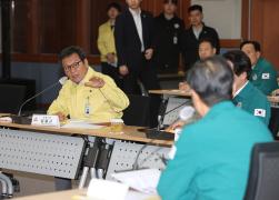 한덕수 국무총리 강릉 산불피해 복구지역 현장방문 썸네일 4